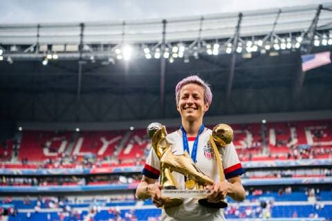 190707 Megan Rapinoe of USA celebrates after the FIFA Women s World Cup final between USA and Netherlands on July 7, 2019 in Lyon. Photo: Simon Hastegard Bildbyran Kod SH 180105 bbeng fotboll football fotball soccer dam women kvinner frankrike france vm vm 2019 verdensmesterskap världsmästerskap fifa women s world cup 2019 world cup usa netherlands nederländerna final vm-final jubel celebration Copyright: SIMONxHASTEGARD BB190707SH060