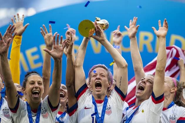 USA x Holland LYON, LY - 07.07.2019: USA X HOLLAND - Megan Rapinoe of the United States and United States sealing commemorates after the United States won the 2019 FIFA Women& 39;s World Cup Final against the Netherlands at the Lyon Stadium in Lyon, France. (Photo: Richard Callis Fotoarena) x1759394x  RichardxCallis
