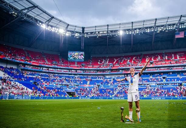 190707 Megan Rapinoe of USA celebrates after winning the the FIFA Women s World Cup final between USA and Netherlands on July 7, 2019 in Lyon. Photo: Simon Hastegard Bildbyran Kod SH 180106 bbeng fotboll football fotball soccer dam women kvinner frankrike france vm vm 2019 verdensmesterskap världsmästerskap fifa women s world cup 2019 world cup usa netherlands nederländerna final vm-final jubel guld gold pokal *** 190707 Megan Rapinoe of USA celebrates after winning the FIFA Womens World Cup final between USA and Netherlands on July 7, 2019 in Lyon Photo Simon Hastegard Image Source Code SH 180106 bbeng soccer football soccer womens women women france france world Cup 2019 world championships world championship fifa womens world cup 2019 world cup usa netherlands netherlands final vm final cheers gold gold trophy,  Copyright: SIMONxHASTEGARD BB190707SH115
