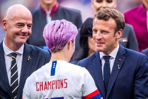 190707 Gianni Infantino, Fifa president, Megan Rapinoe of USA and Emmanuel Macron, president of France during the FIFA Women s World Cup final between USA and Netherlands on July 7, 2019 in Lyon. Photo: Simon Hastegard Bildbyran Kod SH 180106 bbeng fotboll football fotball soccer dam women kvinner frankrike france vm vm 2019 verdensmesterskap världsmästerskap fifa women s world cup 2019 world cup usa netherlands nederländerna final vm-final Copyright: SIMONxHASTEGARD BB190707SH142