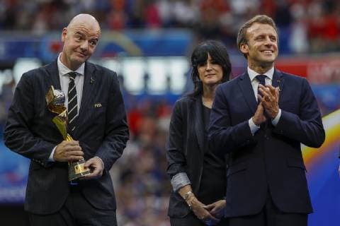 USA x Holland LYON, LY - 07.07.2019: USA X HOLLAND - FIFA President Gianni Infantino with the Women& 39;s d Cup Cup and the President of France Emmanuel Macron after the United States win the 2019 FIFA n& 39;s 9;s World Cup Final against the Netherlands at the Lyon Stadium in Lyon, France. (Photo: Richard Callis Fotoarena) x1759487x  RichardxCallis