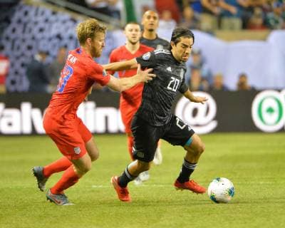 July 07, 2019: US defender, Tim Ream (13), and Mexico forward, Rodolfo Pizarro (20), fight for ball control during the 2019 CONCACAF Gold Cup, championship match, between the United States and Mexico, at Soldier Field in Chicago, IL. Credit: CSM 2019 CONCACAF Gold Cup: Mexico vs United States Jul 07 - ZUMAc04_ 20190707_zaf_c04_081 Copyright: xKevinxLangleyx