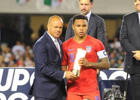 July 07, 2019: US midfielder, Weston McKennie (8), receives an award after the 2019 CONCACAF Gold Cup, championship match, between the United States and Mexico, at Soldier Field in Chicago, IL. Credit: CSM 2019 CONCACAF Gold Cup: Mexico vs United States Jul 07 - ZUMAc04_ 20190707_zaf_c04_089 Copyright: xKevinxLangleyx