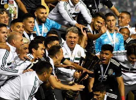 Mexico s player celebrates the victory against USA after the Concacaf Gold Cup final, between Mexico and the United States, at Soldier Field in Chicago, Illinois, USA, 7 July 2019. Gold Cup final !ACHTUNG: NUR REDAKTIONELLE NUTZUNG!  Copyright: xDAVIDxBANKSx AME4554 20190708-636981635461267688