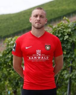 Dennis Slamar ; Sonnenhof Grossaspach . Porträttermin SG Sonnenhof Grossaspach 2019-2020 . Grossaspach, GER, 08.07.2019 ,Fussball 3. Liga 2019 2020 .