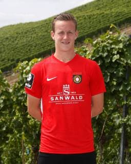 Jonas Behounek ; Sonnenhof Grossaspach . Porträttermin SG Sonnenhof Grossaspach 2019-2020 . Grossaspach, GER, 08.07.2019 ,Fussball 3. Liga 2019 2020 .