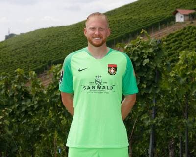 Maximilian Reule ; Sonnenhof Grossaspach . Porträttermin SG Sonnenhof Grossaspach 2019-2020 . Grossaspach, GER, 08.07.2019 ,Fussball 3. Liga 2019 2020 .