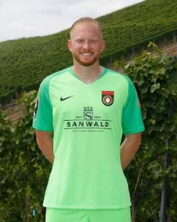 Maximilian Reule ; Sonnenhof Grossaspach . Porträttermin SG Sonnenhof Grossaspach 2019-2020 . Grossaspach, GER, 08.07.2019 ,Fussball 3. Liga 2019 2020 .