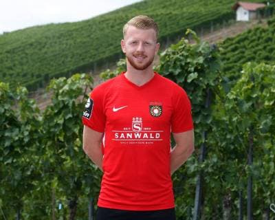 Dominik Martinovic ; Sonnenhof Grossaspach . Porträttermin SG Sonnenhof Grossaspach 2019-2020 . Grossaspach, GER, 08.07.2019 ,Fussball 3. Liga 2019 2020 .