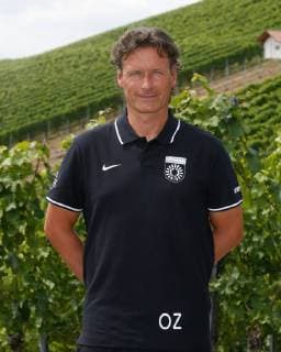 Trainer Oliver Zapel ; Sonnenhof Grossaspach . Porträttermin SG Sonnenhof Grossaspach 2019-2020 . Grossaspach, GER, 08.07.2019 ,Fussball 3. Liga 2019 2020 .