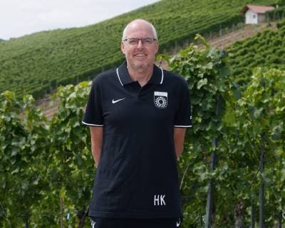 Mannschaftsarzt Dr. Heiko Kachel ; Sonnenhof Grossaspach . Porträttermin SG Sonnenhof Grossaspach 2019-2020 . Grossaspach, GER, 08.07.2019 ,Fussball 3. Liga 2019 2020 .