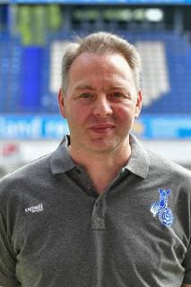 GER, offizieller Fototermin Porträttermin Portraettermin MSV Duisburg Teamarzt Dr. Ingo Geuen; MSV Duisburg; 3. Liga - DFB, Porträttermin 2019 2020 hoch, Hochformat
