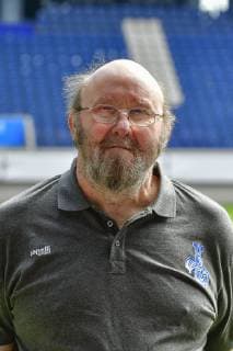 GER, offizieller Fototermin Porträttermin Portraettermin MSV Duisburg Zeugwart Peter Lindner; MSV Duisburg; 3. Liga - DFB, Porträttermin 2019 2020 hoch, Hochformat