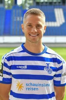 GER, offizieller Fototermin Porträttermin Portraettermin MSV Duisburg Spieler Lukas Scepanik; MSV Duisburg; 3. Liga - DFB, Porträttermin 2019 2020 hoch, Hochformat