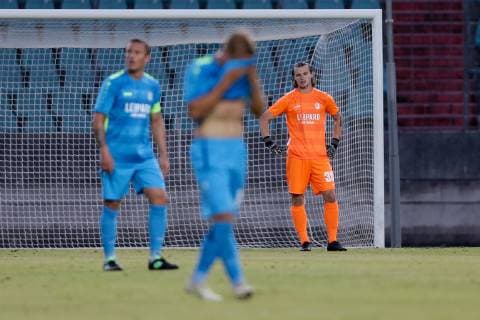 Tim Kips (Torwart Düdelingen 30) ist enttaeuscht, frustriert, Entaeuschung, Frust, Emotionen nach dem Gegentor zum 2:2 09.07.2019 Fussball Champions League Qualifikation, 1. Runde, Hinspiel, Saison 2019-2020 09.07.2019 LUX, CLQ, F91 Düdelingen (LUX) - FC Valletta (MLT) (Dudelange) Stade Josy Barthel, Luxemburg