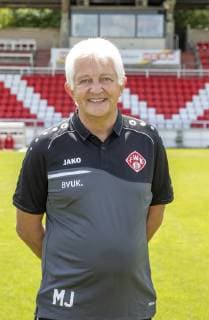Dr. Martin Jansen (Teamarzt), FC Würzburger Kickers, 3.Liga, Porträttermin 2019 2020, Copyright: HMBxMedia xHeikoxBecker