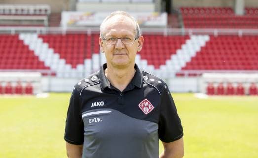 Norbert Mahler (Teammanager), FC Würzburger Kickers, 3.Liga, Porträttermin 2019 2020, Copyright: HMBxMedia xHeikoxBecker