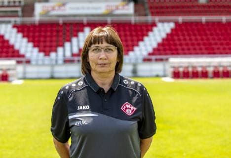 Rosi Orner (Betreuerin), FC Würzburger Kickers, 3.Liga, Porträttermin 2019 2020, Copyright: HMBxMedia xHeikoxBecker
