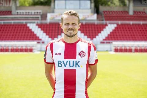Sebastian Schuppan, FC Würzburger Kickers, 3.Liga, Porträttermin 2019 2020, Copyright: HMBxMedia xHeikoxBecker