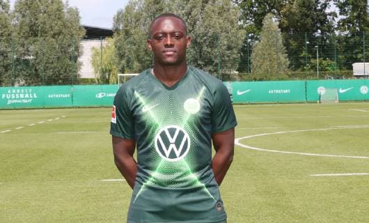 VfL Mannschaft+Portraits Jerome Roussillon; VfL Wolfsburg, 1.BL, PortraÌˆttermin 2019 2020, Wolfsburg