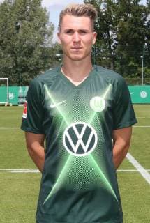 VfL Mannschaft+Portraits Felix Klaus; VfL Wolfsburg, 1.BL, PortraÌˆttermin 2019 2020, Wolfsburg