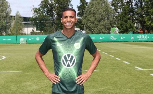 VfL Mannschaft+Portraits Joao Victor; VfL Wolfsburg, 1.BL, PortraÌˆttermin 2019 2020, Wolfsburg