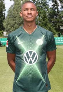 VfL Mannschaft+Portraits Felix Uduokhai; VfL Wolfsburg, 1.BL, PortraÌˆttermin 2019 2020, Wolfsburg