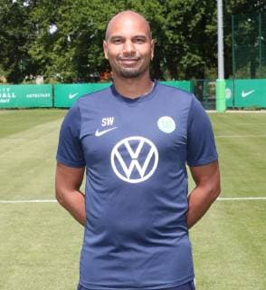VfL Mannschaft+Portraits Sascha Weiß; VfL Wolfsburg, 1.BL, PortraÌˆttermin 2019 2020, Wolfsburg