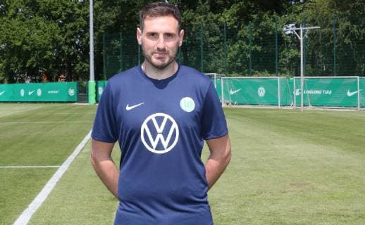 VfL Mannschaft+Portraits Tim Cezanne; VfL Wolfsburg, 1.BL, PortraÌˆttermin 2019 2020, Wolfsburg