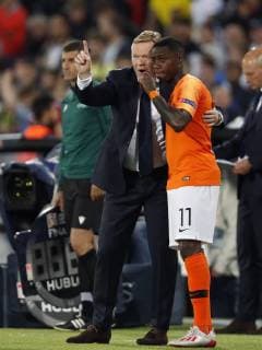 (L-R) Holland coach Ronald Koeman, Quincy Promes of Holland during the UEFA Nations League semi final match between The Netherlands and England at Estadio D. Afonso Henriques on June 06, 2019 in Guimaraes, Portugal UEFA Nations League 2018 2019 xVIxVIxImagesx xMauricexvanxSteenxIVx 14971195