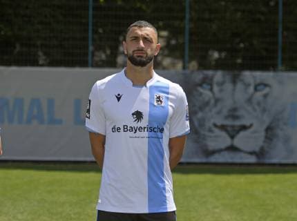 10.07.2019, Fussball 3.Bundesliga 2019 2020, Porträttermin TSV 1860 München 2019 2020. Efkan Bekiroglu; TSV 1860 München,.