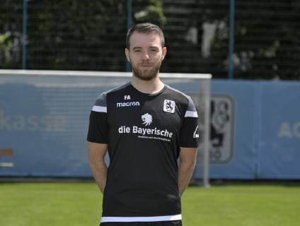 10.07.2019, Fussball 3.Bundesliga 2019 2020, Porträttermin TSV 1860 München 2019 2020. Teammanager Fatih Aslan; TSV 1860 München,