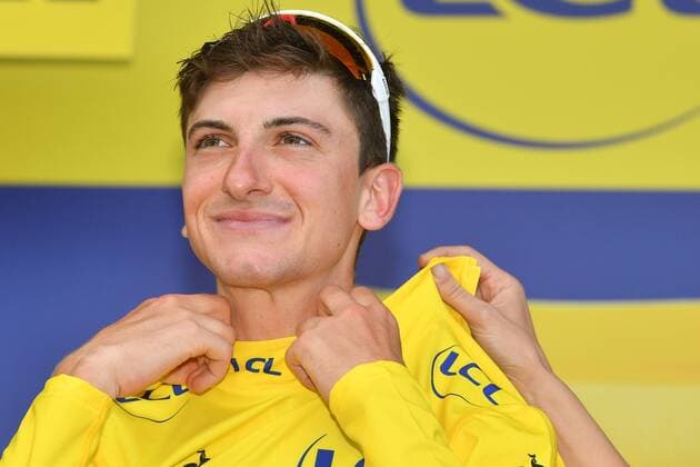 Sport Themen der Woche KW28 Sport Bilder des Tages Italian Giulio Ciccone of Trek-Segafredo celebrates on the podium in the yellow jersey of leader in the overall ranking after the sixth stage of the 106th edition of the Tour de France cycling race, from Mulhouse - La Planche des Belles Filles (160,5 km), Thursday 11 July 2019 in France. This year s Tour de France starts in Brussels and takes place from July 6th to July 28th. DAVIDxSTOCKMAN  x05624170x