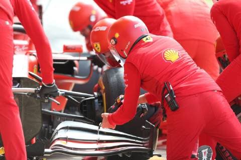 Photo4 LaPresse 12 07 2019 Silverstone, England Grand Prix Formula One England 2019 In the pic: free practice 2, Scuderia Ferrari Mechanics  Copyright: xPhoto4 LaPressex