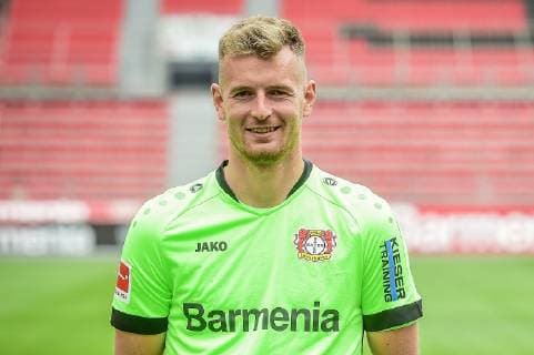Lukas Hradecky; Bayer 04 Leverkusen; 1.BL, Porträttermin 2019 2020
