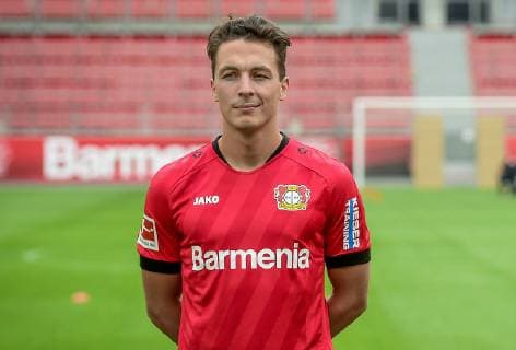 Julian Baumgartlinger; Bayer 04 Leverkusen; 1.BL, Porträttermin 2019 2020