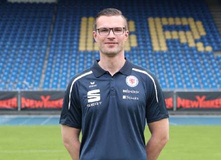 Mannschaftsarzt Florian Brand (Eintracht Braunschweig)