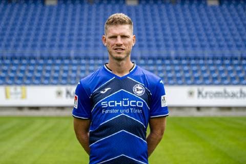 Fabian Klos; DSC Arminia Bielefeld; 2.BL, Porträttermin 2019 2020 Copyright: xDavidxInderliedx