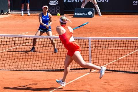 190713 Misaki Doi mot Alexa Guarachi under i dubbelfinalen i tennis för damer i Swedish Open den 13 juli 2019 i Bastad. Copyright: CHRISTIANxÖRNBERG BB190713BB170