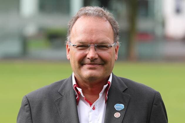 11.07.2019, xjhx, Fussball 2. Bundesliga, SV Wehen Wiesbaden - Porträttermin Fototermin 2019 2020 emspor, v.l. Nico Schaefer (Geschaeftsfuehrer SV Wehen Wiesbaden) (DFL DFB REGULATIONS PROHIBIT ANY USE OF PHOTOGRAPHS as IMAGE SEQUENCES and or QUASI-VIDEO) Wiesbaden