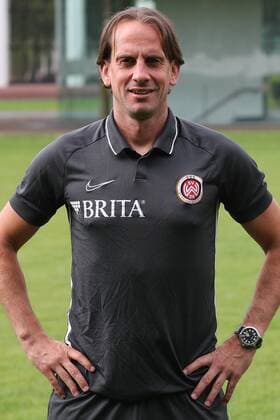 11.07.2019, xjhx, Fussball 2. Bundesliga, SV Wehen Wiesbaden - Porträttermin Fototermin 2019 2020 emspor, v.l. Trainer Ruediger Rehm (SV Wehen Wiesbaden) (DFL DFB REGULATIONS PROHIBIT ANY USE OF PHOTOGRAPHS as IMAGE SEQUENCES and or QUASI-VIDEO) Wiesbaden