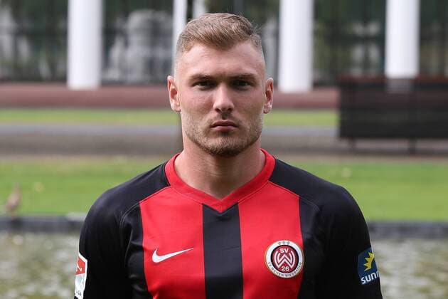 11.07.2019, xjhx, Fussball 2. Bundesliga, SV Wehen Wiesbaden - Porträttermin Fototermin 2019 2020 emspor, v.l. Maximilian Dittgen (DFL DFB REGULATIONS PROHIBIT ANY USE OF PHOTOGRAPHS as IMAGE SEQUENCES and or QUASI-VIDEO) Wiesbaden