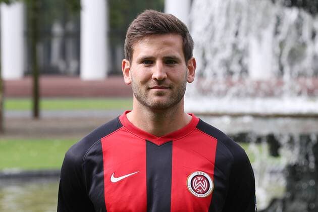 11.07.2019, xjhx, Fussball 2. Bundesliga, SV Wehen Wiesbaden - Porträttermin Fototermin 2019 2020 emspor, v.l. Niklas Dams (DFL DFB REGULATIONS PROHIBIT ANY USE OF PHOTOGRAPHS as IMAGE SEQUENCES and or QUASI-VIDEO) Wiesbaden