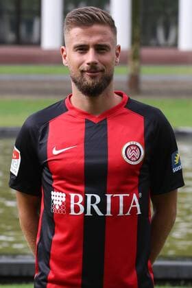 11.07.2019, xjhx, Fussball 2. Bundesliga, SV Wehen Wiesbaden - Porträttermin Fototermin 2019 2020 emspor, v.l. Michel Niemeyer (DFL DFB REGULATIONS PROHIBIT ANY USE OF PHOTOGRAPHS as IMAGE SEQUENCES and or QUASI-VIDEO) Wiesbaden
