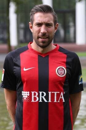 11.07.2019, xjhx, Fussball 2. Bundesliga, SV Wehen Wiesbaden - Porträttermin Fototermin 2019 2020 emspor, v.l. Patrick Schoenfeld (DFL DFB REGULATIONS PROHIBIT ANY USE OF PHOTOGRAPHS as IMAGE SEQUENCES and or QUASI-VIDEO) Wiesbaden