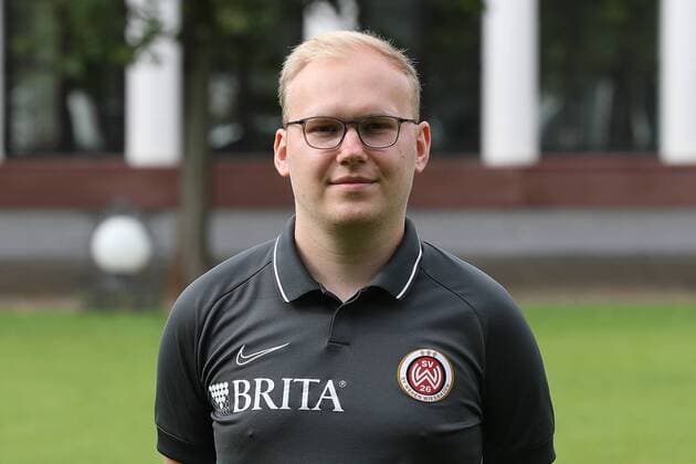 11.07.2019, xjhx, Fussball 2. Bundesliga, SV Wehen Wiesbaden - Porträttermin Fototermin 2019 2020 emspor, v.l. Philipp Gruendler (Scouting & Analyse), (DFL DFB REGULATIONS PROHIBIT ANY USE OF PHOTOGRAPHS as IMAGE SEQUENCES and or QUASI-VIDEO) Wiesbaden