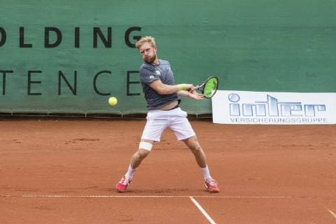 Tennis Point Bundesliga, TK Grün-Weiss Mannheim - TC Großhesselohe Mannheim 14.07.2019, Tennis Bundesliga, TK Grün Weiss Mannheim - TC Großhesselohe, Der Münchner Matthias Bachinger in seinem Spiel gegen Pedro Martinez Portero. Mannheim. 14.07.19 Tennis Bundesliga , Mannheim Baden Wuerttemberg Deutschland *** Tennis Point Bundesliga, TK Grün Weiss Mannheim TC Großhesselohe Mannheim 14 07 2019, Tennis Bundesliga, TK Grün Weiss Mannheim TC Großhesselohe, The Munich Matthias Bachinger in his match against Pedro Martinez Portero Mannheim 14 07 19 Tennis Bundesliga , Mannheim Baden Wuerttemberg Germany