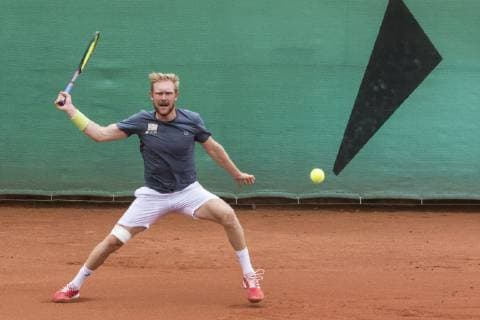 Tennis Point Bundesliga, TK Grün-Weiss Mannheim - TC Großhesselohe Mannheim 14.07.2019, Tennis Bundesliga, TK Grün Weiss Mannheim - TC Großhesselohe, Der Münchner Matthias Bachinger in seinem Spiel gegen Pedro Martinez Portero. Mannheim. 14.07.19 Tennis Bundesliga , Mannheim Baden Wuerttemberg Deutschland *** Tennis Point Bundesliga, TK Grün Weiss Mannheim TC Großhesselohe Mannheim 14 07 2019, Tennis Bundesliga, TK Grün Weiss Mannheim TC Großhesselohe, The Munich Matthias Bachinger in his match against Pedro Martinez Portero Mannheim 14 07 19 Tennis Bundesliga , Mannheim Baden Wuerttemberg Germany