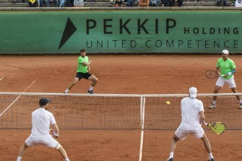 Tennis Point Bundesliga, TK Grün-Weiss Mannheim - TC Großhesselohe Mannheim 14.07.2019, Tennis Bundesliga, TK Grün Weiss Mannheim - TC Großhesselohe, Das entscheidende Doppel zwischen Pedro Martinez Portero und Andreas Beck (Mannheim) gegen Daniel Brands und Matthias Bachinger (Großhessenlohe) Mannheim. 14.07.19 Tennis Bundesliga , Mannheim Baden Wuerttemberg Deutschland *** Tennis Point Bundesliga, TK Grün Weiss Mannheim TC Großhesselohe Mannheim 14 07 2019, Tennis Bundesliga, TK Grün Weiss Mannheim TC Großhesselohe, The decisive double between Pedro Martinez Portero and Andreas Beck Mannheim against Daniel Brands and Matthias Bachinger Großhessenlohe Mannheim 14 07 19 Tennis Bundesliga , Mannheim Baden Wuerttemberg Germany