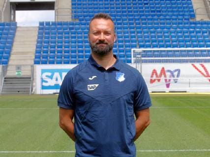 Physiotherapeut Dennis Wöhr , TSG 1899 Hoffenheim . Porträttermin TSG 1899 Hoffenheim 2018-2019 . Sinsheim, GER, 15.07.2019 ,Fussball 1. Bundesliga 2019 2020 .